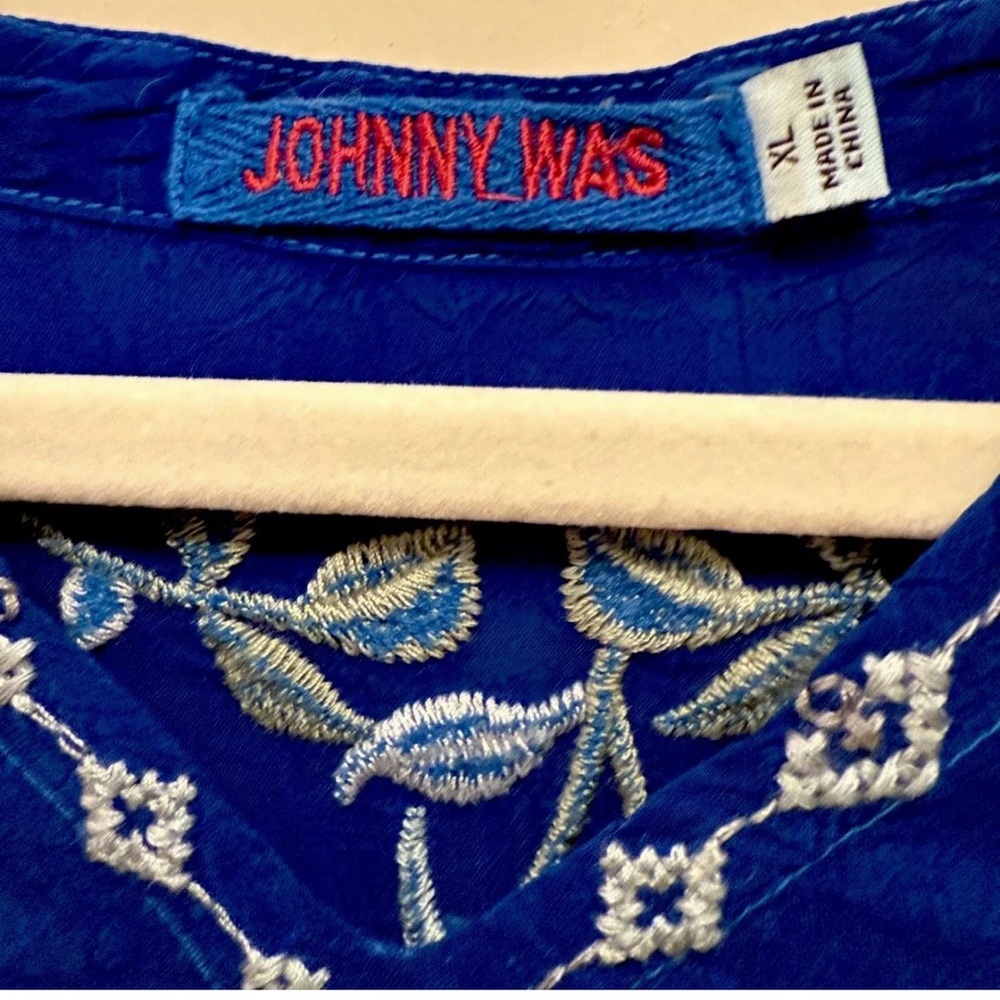 Jonny Was Size XL blue Embroidered Flowers+ sleeveless Tunic Top w/ Side Slits - Picture 9 of 9